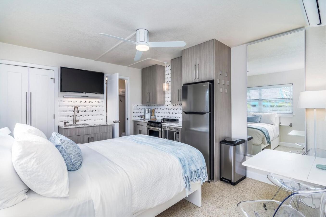 Boutique Vacation Rental Complex At Beach Cocoa Beach Exteriör bild