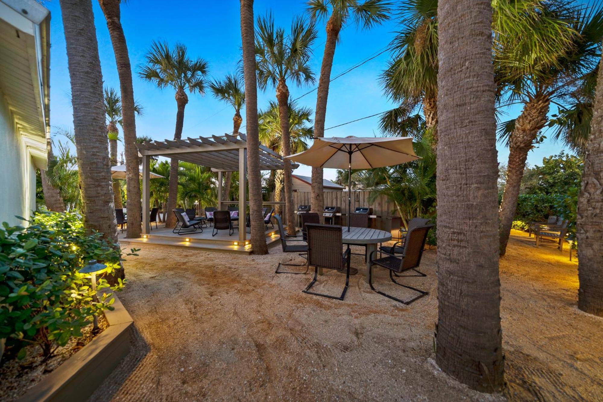 Boutique Vacation Rental Complex At Beach Cocoa Beach Exteriör bild